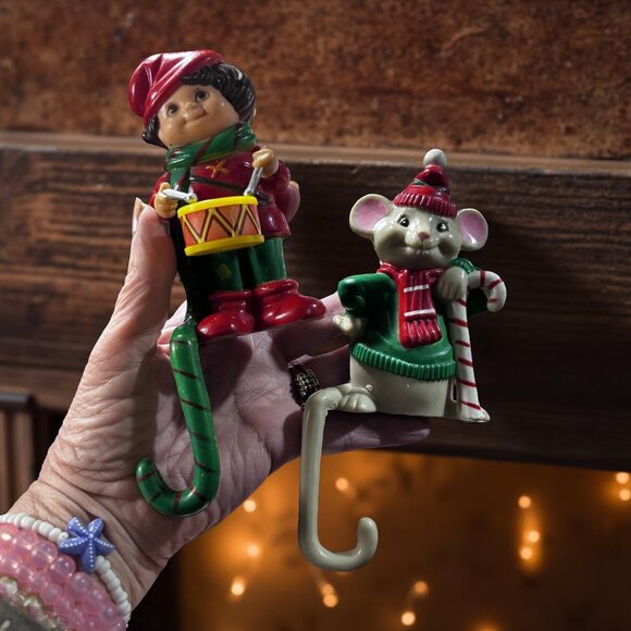 Retro Christmas Stocking Holders – Mouse & Drummer Boy – 1980s Plastic Mantle Ho - Picture 3 of 7